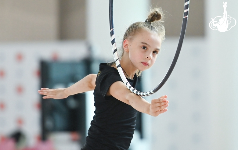 Elvira Belyaeva during an exercise with a hoop