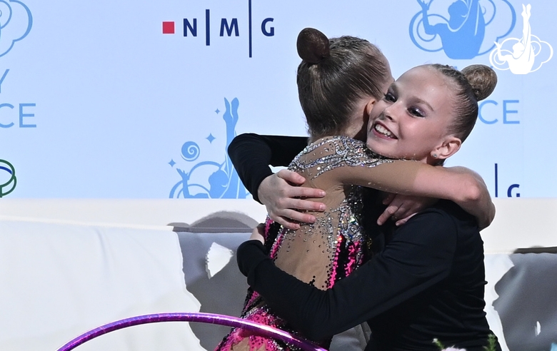 Agniia Kraeva and Karina Bogdanova after the performance