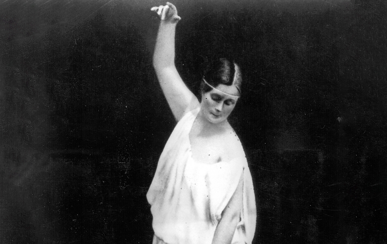 Rhythmic Gymnastics Veterans: Dancer Isadora Duncan