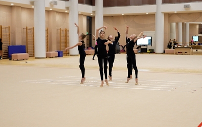 Продолжение тренировки групповичек Академии с олимпийской чемпионкой Алиной Кабаевой и тренером Анной Усцовой