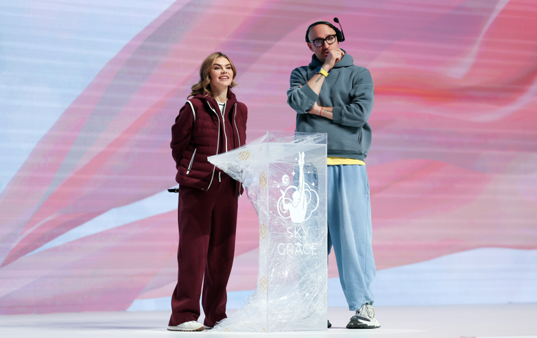 November 11, 2025. Olympic champion Alina Kabaeva and director Vyacheslav Kulaev before the start of the Sky Grace Cup International Tournament and Beijing Top Open 2025