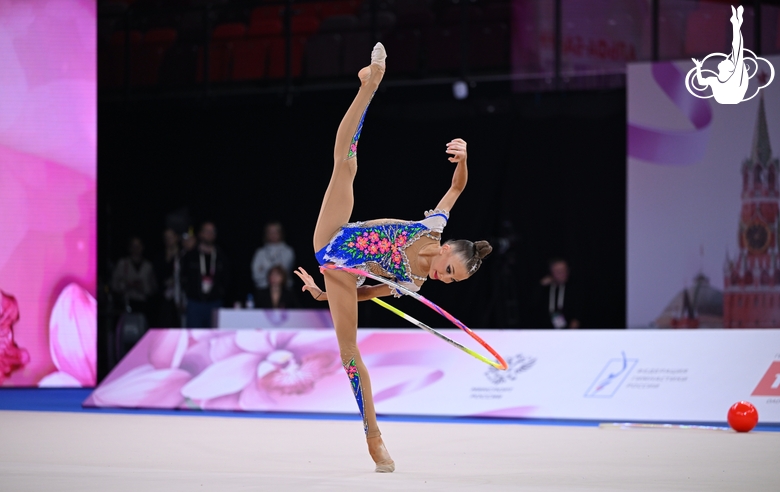 Karolina Pakhtusova during an exercise with a hoop