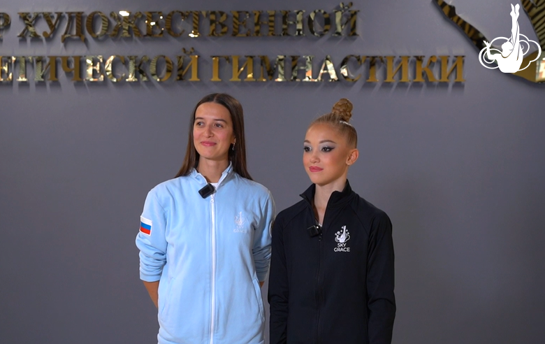Elizaveta Geraskina and her coach, Elizaveta Chernova, summarize the results of the All-Russian Hopes of Russia tournament