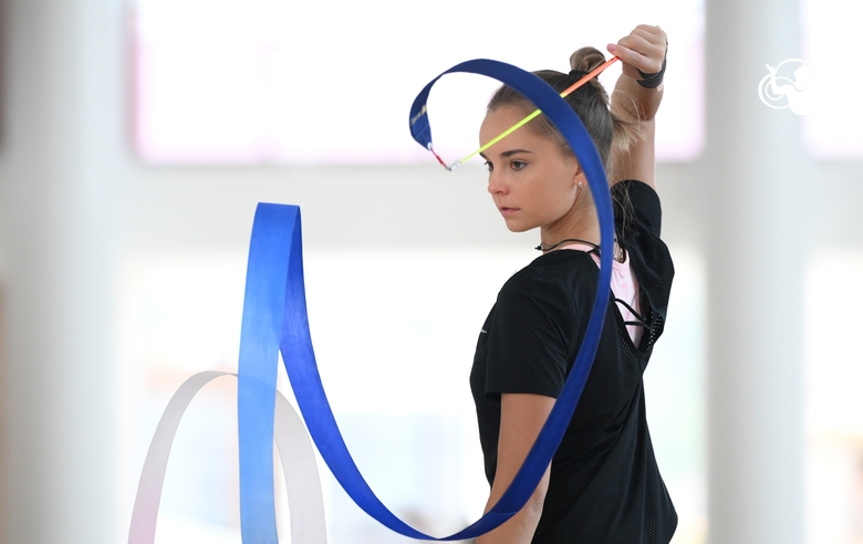 Arina Averina during the training session in the Academy