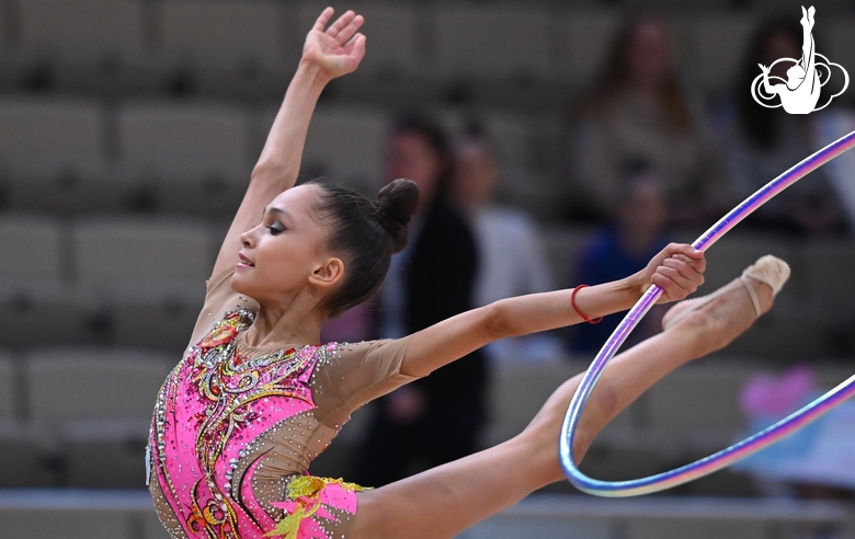 Valeria Medvedeva during an exercise with a hoop