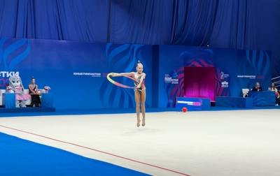 Фрагменты из программ спортсменок, выступающих на всероссийских соревнованиях «Юные гимнастки» по квоте Международной Ассоциации «Небесная грация»