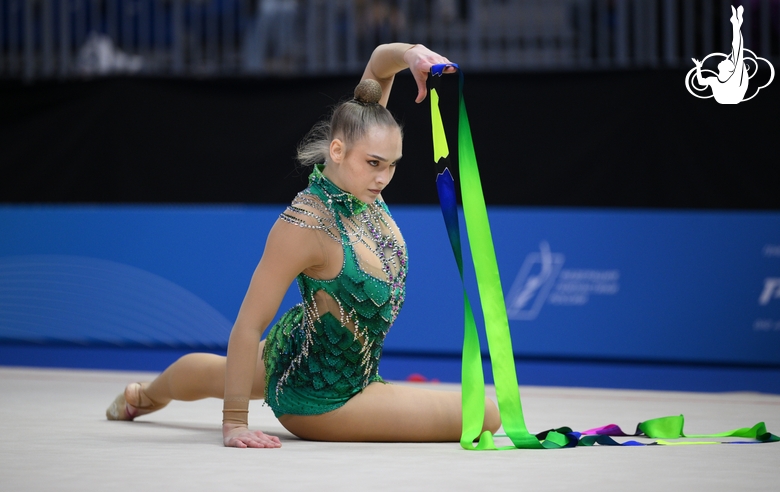 Natalia Usova during an exercise with a ribbon