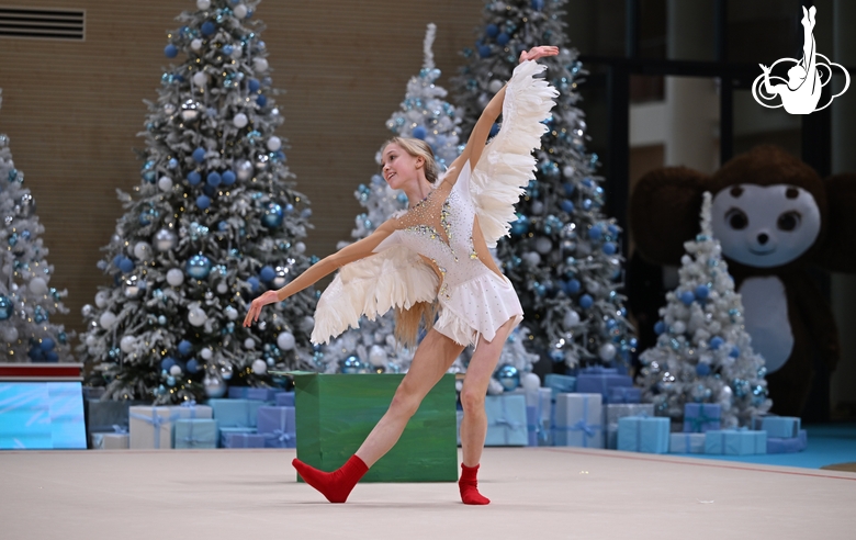 Елизавета Гераськина во время новогодней елки