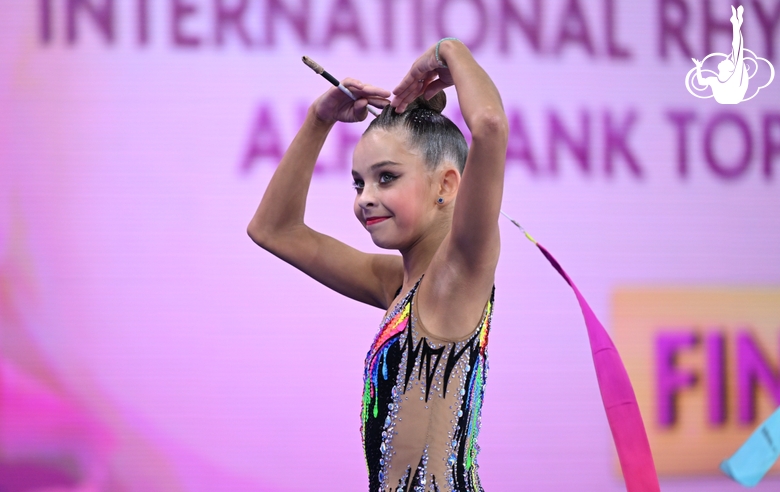 Sofia Ilteriakova after a ribbon exercise