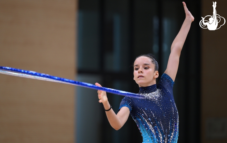 Кубинская гимнастка Изабелла Рохас во время контрольной тренировки в Академии перед чемпионатом мира