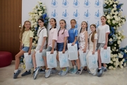 Участницы сборов во время экскурсии в Академии