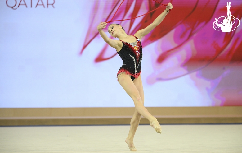 Mariia Borisova during the rope exercise