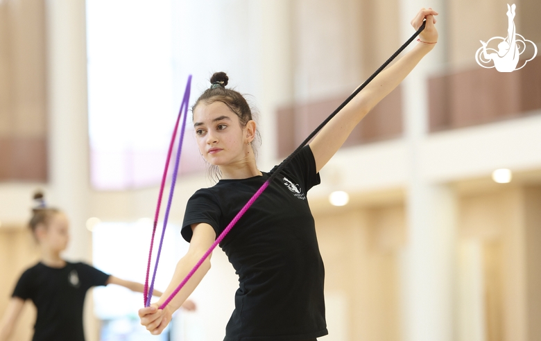 Anna Vakulenko during an exercise with a jump rope