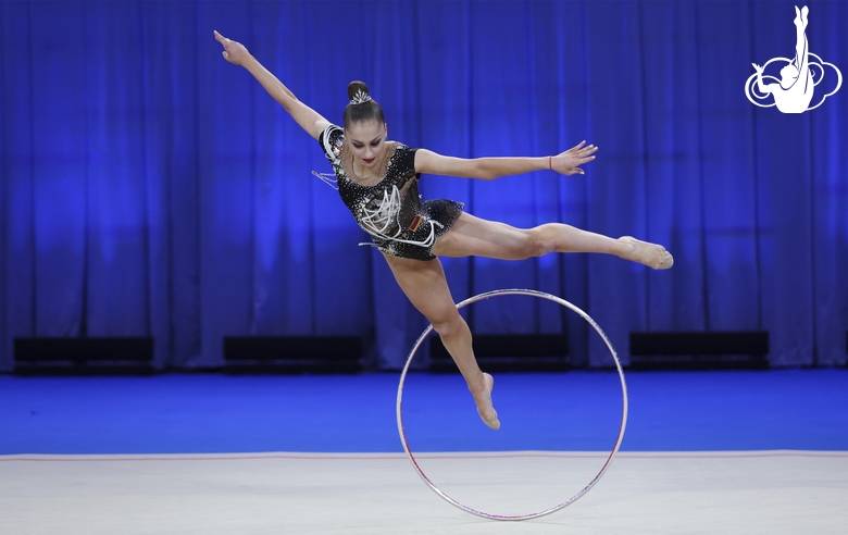 Silva Sargsyan during an exercise with a hoop