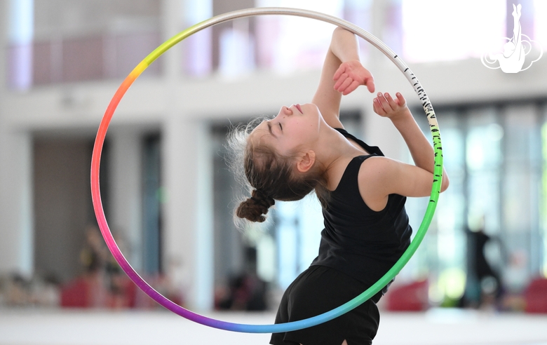 Ksenia Savinova during the hoop exercise