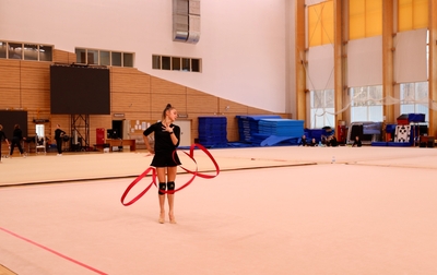 Олимпийская чемпионка предлагает добавить в упражнение с лентой Марии Борисовой небольшую, но яркую деталь