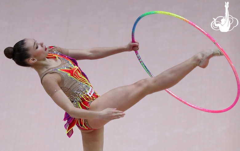 Exercise with a hoop. Anastasia Salos (Belarus)