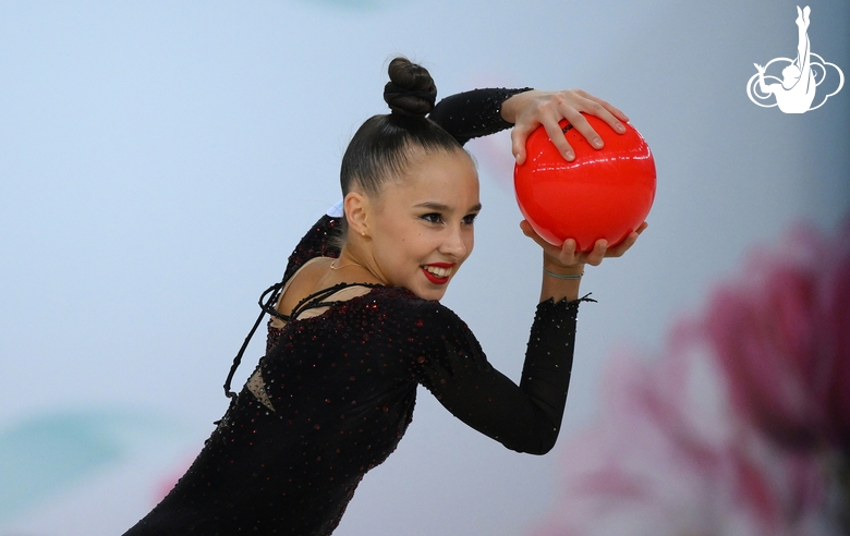 Mariia Borisova during exercise with ball