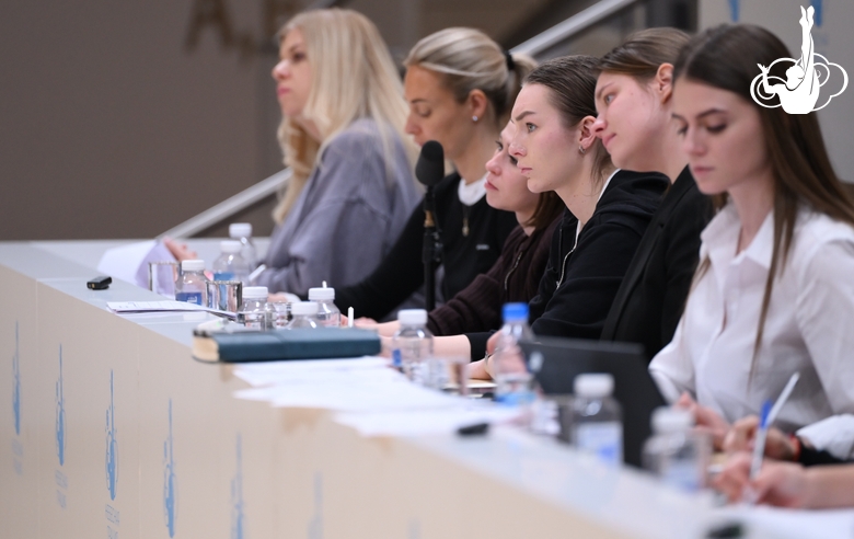 Судьи во время контрольной тренировки в преддверии чемпионата России