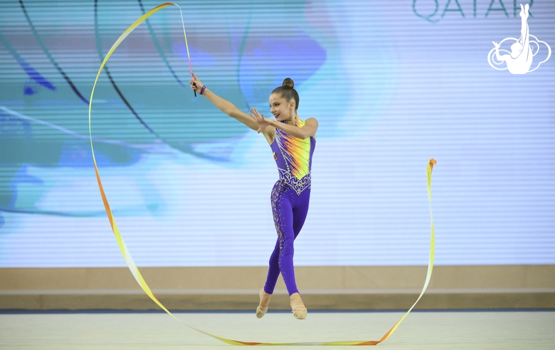 Jimena Dominguez during the ribbon exercise