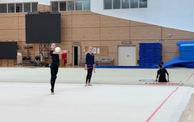 Перед чемпионатом России гимнастки Академии тренируются в Новогорске