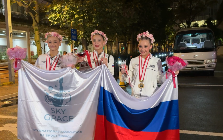 Трогательный момент после завершения клубного чемпионата мира AEON Cup в Японии