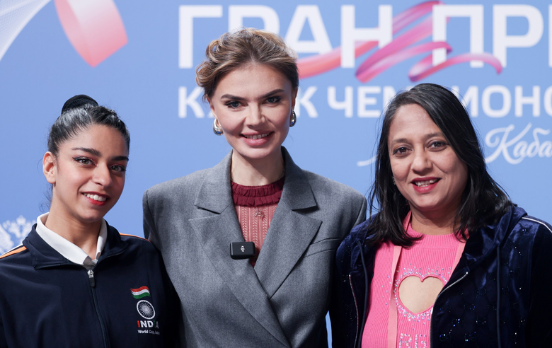 18 марта 2026 года. Олимпийская чемпионка на международном турнире «ГРАН-ПРИ. Кубок чемпионок имени Алины Кабаевой» в Санкт-Петербурге