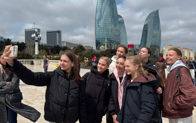 Senior group exercise gymnasts and Academy specialists went for a walk around Baku