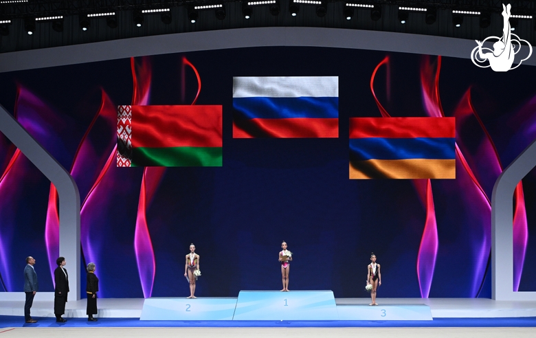 Awards giving to pre-juniors in individual events