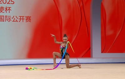 Танцуем вместе с Софией Ильтеряковой из России!