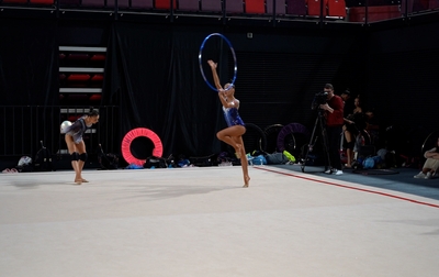 Olympic champion Alina Kabaeva supports Mariia Borisova from St. Petersburg on the first day of qualifying for the Russian Championship