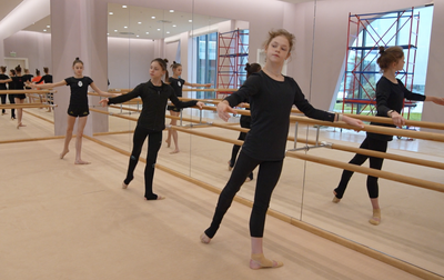 Варвара Топорова и Арина Ковшова присоединились к команде Академии