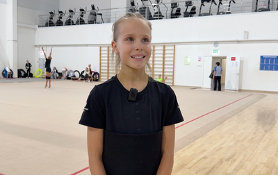 «Я в первый раз сюда приехала, и это для меня очень ответственно». Анастасия Тебенькова из Иркутской области — о турнире «Юные гимнастки» в Ульяновске