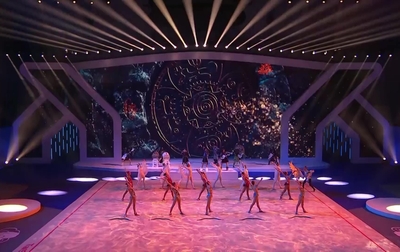 На шоу в Пекине этническая группа OTYKEN показала номер «Алтай»!