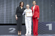 Alina Kabaeva and winner of the audience choice award Alina Perfilieva (Russia) at the EVGENIYA CUP tournament