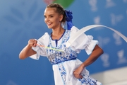 Дина Аверина во время церемонии открытия соревнований