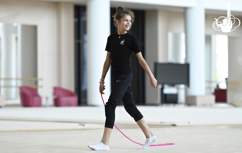 Karolina Tarasova during an exercise with a rope at a training session