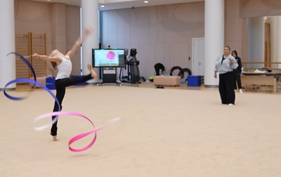 "You should be airy entirely, like a meringue"