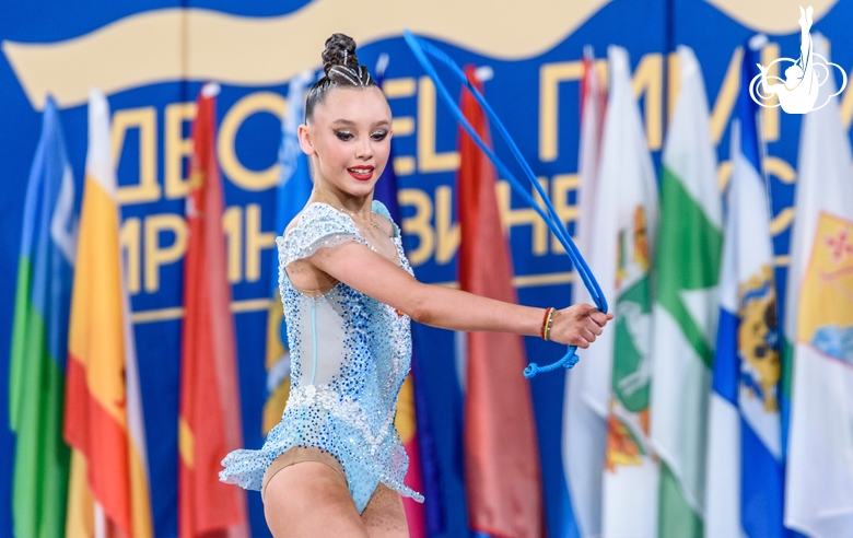 Anna Repina during the rope exercise