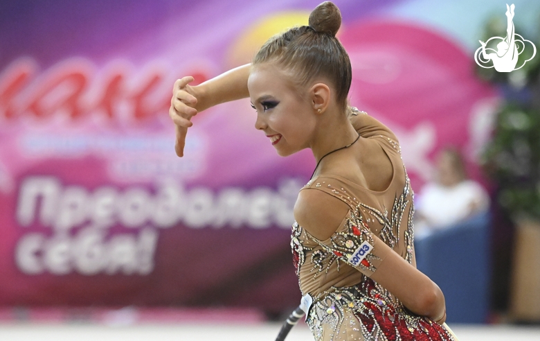 Elvira Belyaeva during an exercise with a hoop