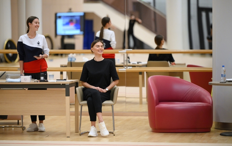 3 февраля 2026 года. Олимпийская чемпионка Алина Кабаева во время тренировки в Академии