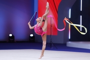 Ksenia Savinova during the ribbon exercise