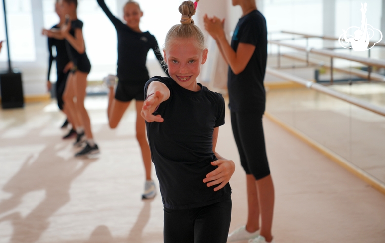 Eva Kononova during the Alla Dukhova TODES Theater master class