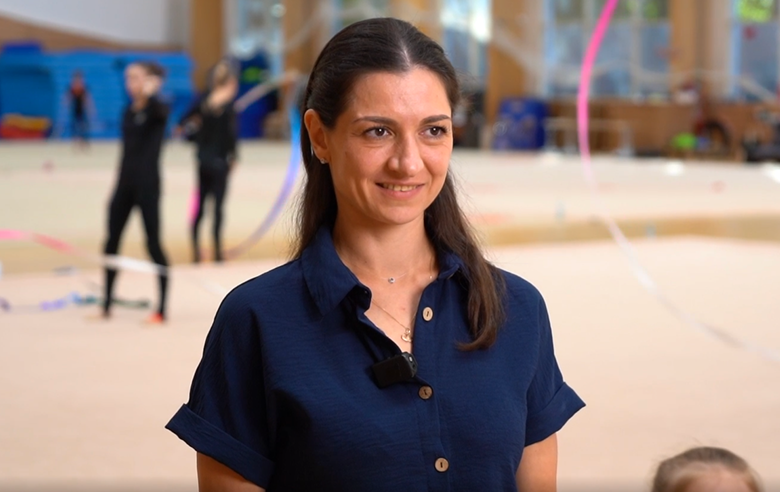 Judge Anna Kurbanova talks about about the progress at the control training session in Novogorsk
