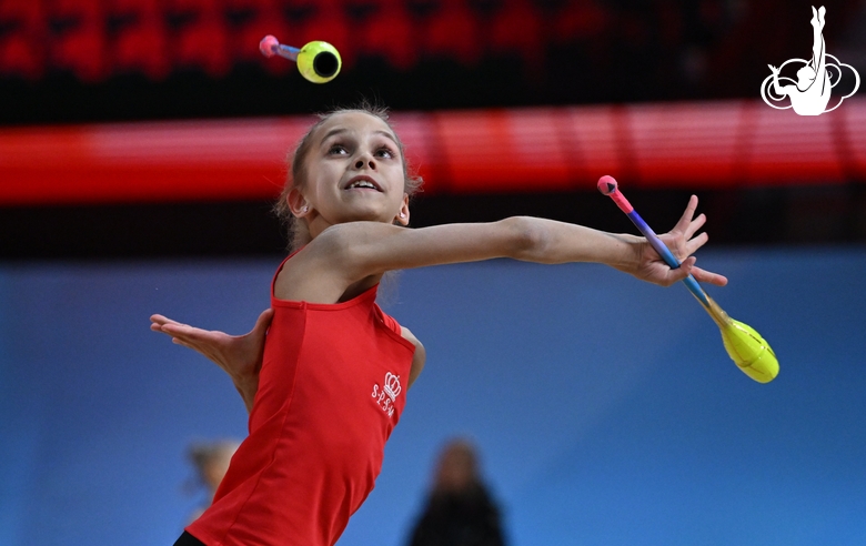 Vasilisa Botkina during floor testing