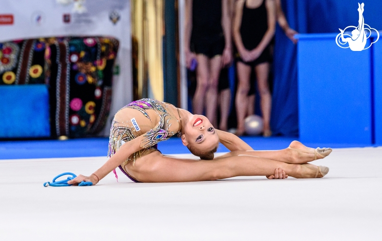 Elvira Belyaeva during the rope exercise