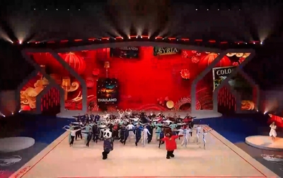 Флешмоб «Дружба» завершил гала-концерт международного турнира «Кубок "Небесная грация"» и Beijing Top Open — 2025!