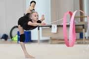 Yana Zaikina during an exercise with a ribbon