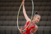 Yana Zaikina during the hoop exercise at a control training session