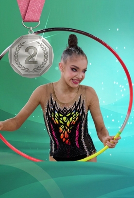 Ксения Савинова завоевала серебро в финале с обручем на чемпионате Европы